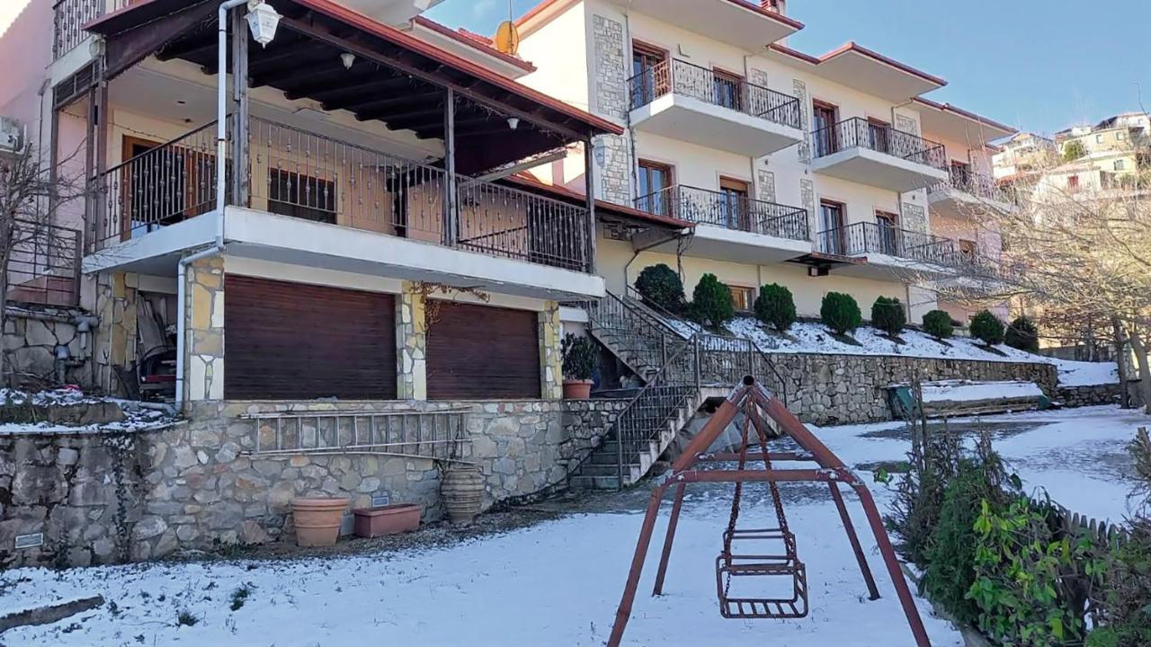Ξενώνας Μενελαΐς - Menelais Apartments Thrapsimion Exterior photo